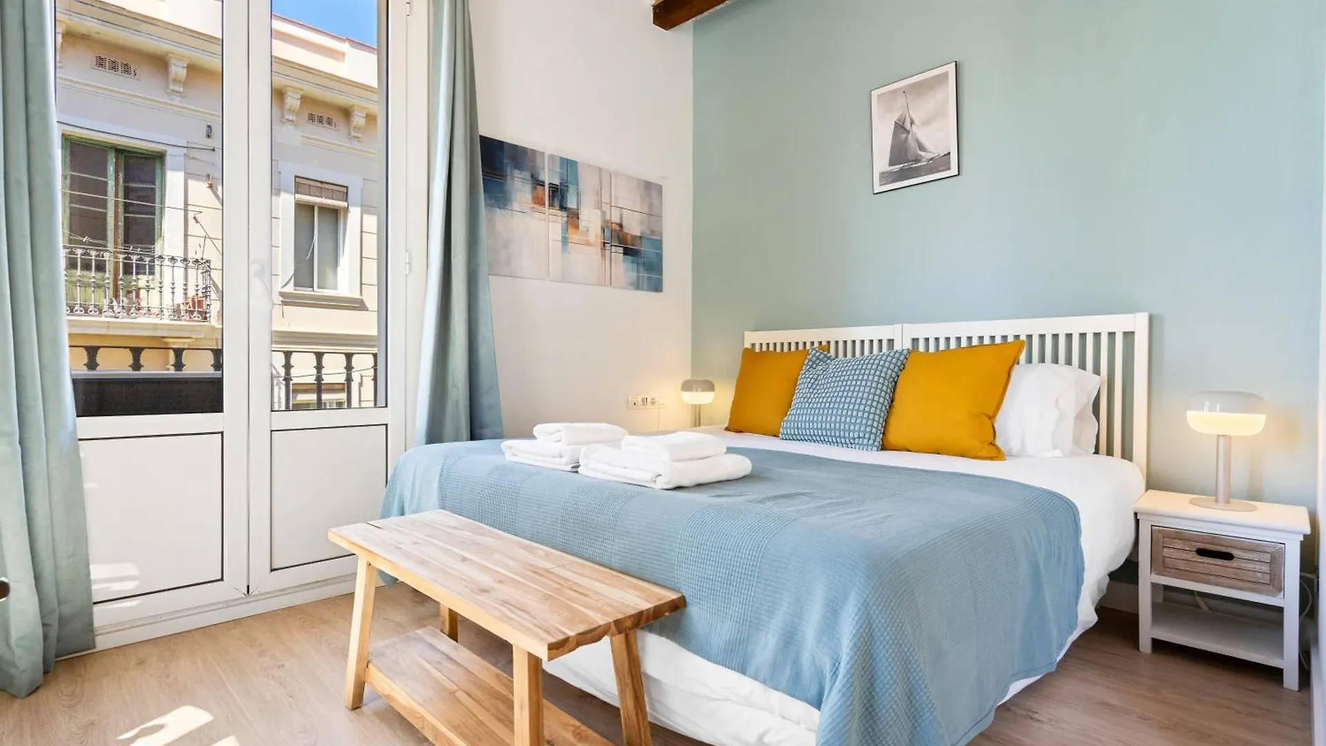 Lodging Apartments Barceloneta Beach Studio 32 contacts